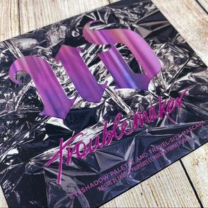 Urban Decay Eye Shadow Palette & Travel Mascara